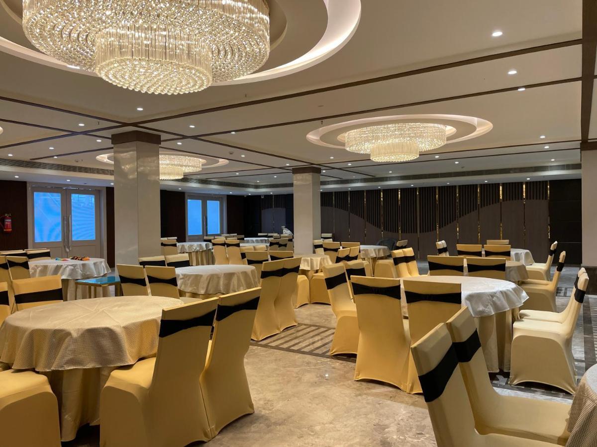 Hotel Casa Divine Izatnagar Εξωτερικό φωτογραφία